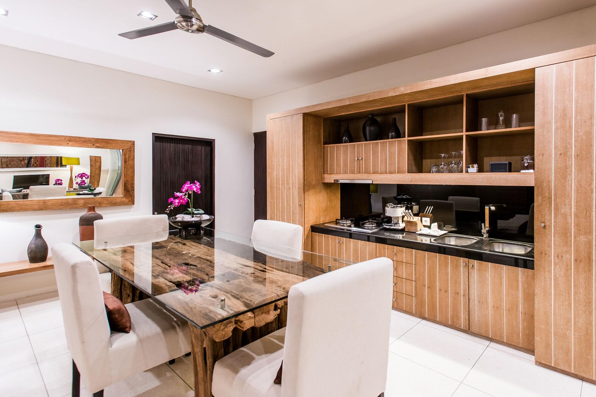 Cicada Luxury Townhouses Seminyak Exteriör bild