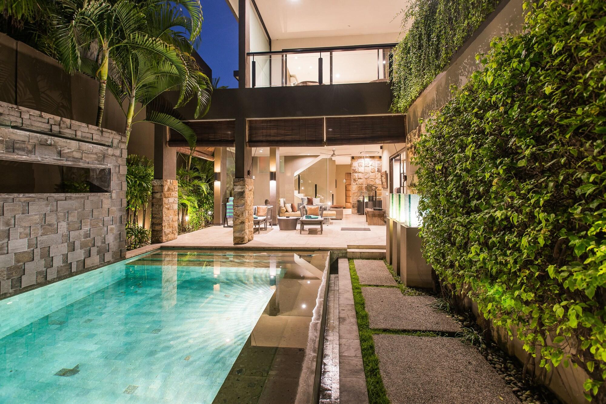 Cicada Luxury Townhouses Seminyak Exteriör bild