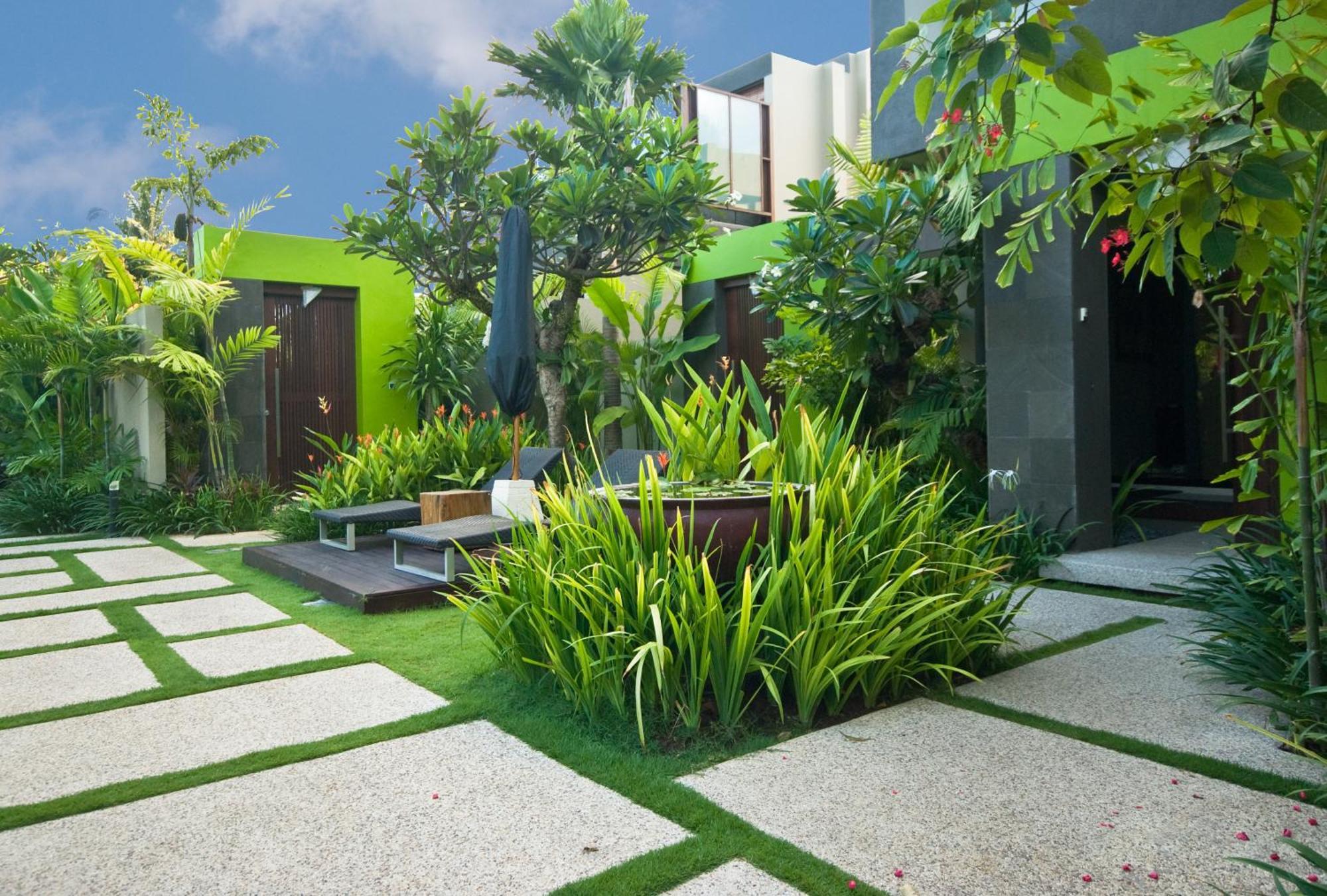 Cicada Luxury Townhouses Hotell Seminyak Exteriör bild